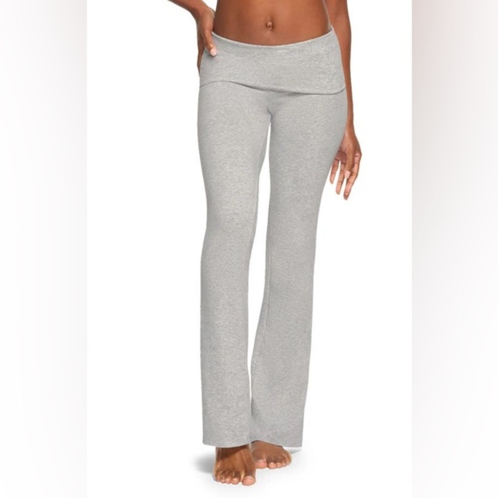 Skims gray fold over pant